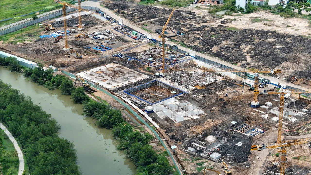 tiến độ xây dựng mới nhất the rpive