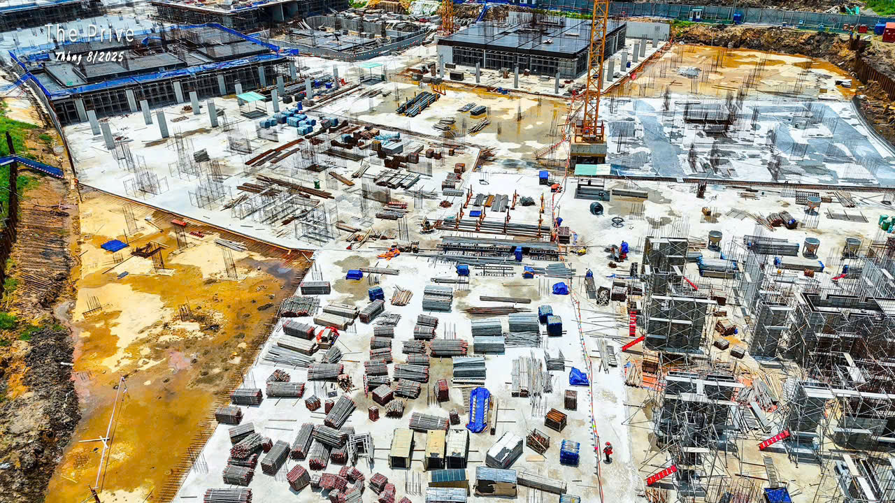 Tiến độ xây dựng the prive tháng 8 02